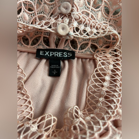 Express Top - Picture 4 of 6